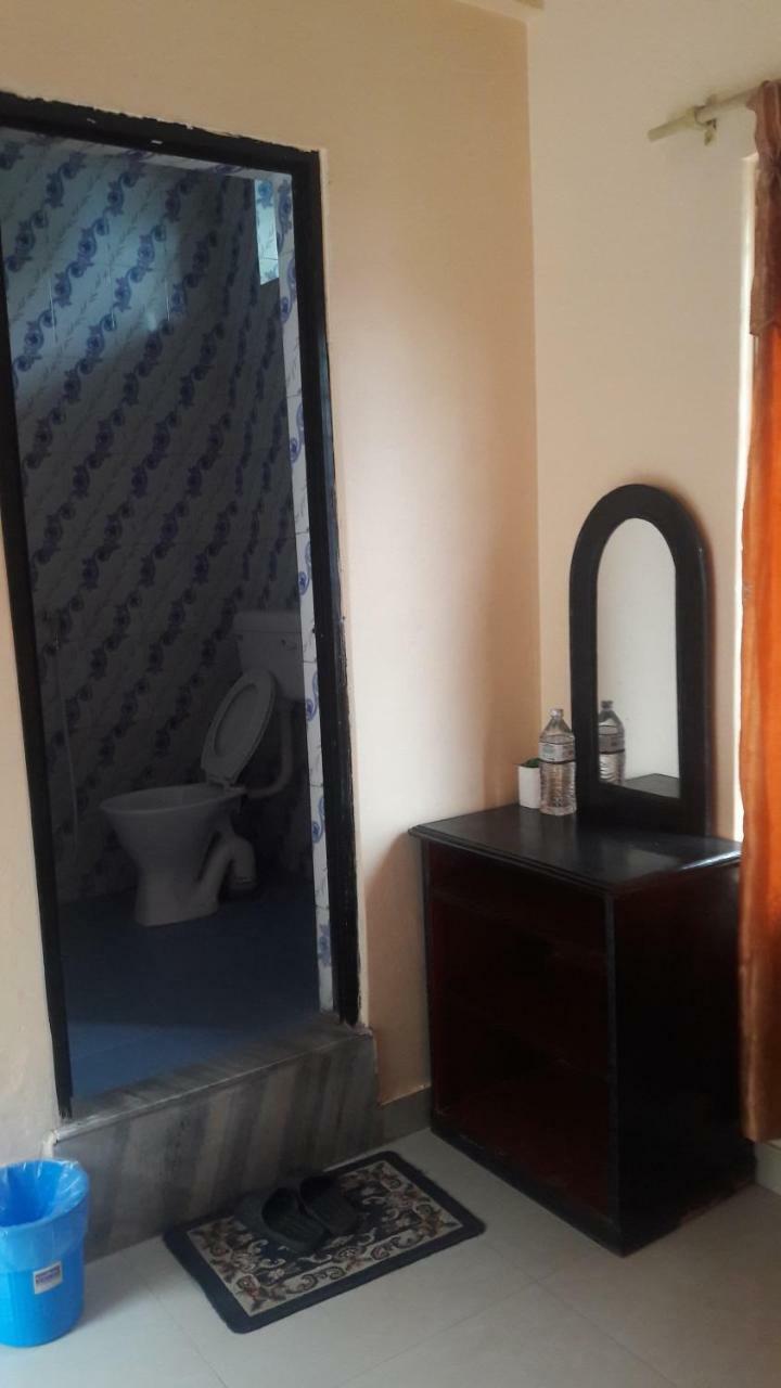 Hotel Direction Pokhara Cameră foto