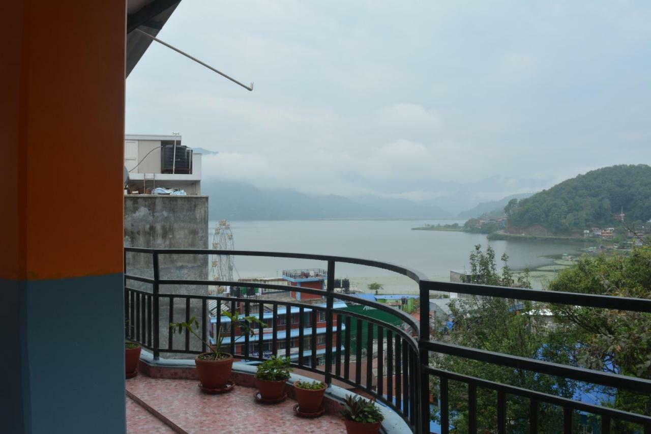 Hotel Direction Pokhara Exterior foto