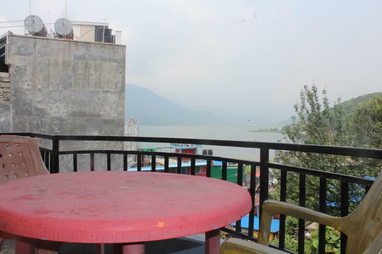 Hotel Direction Pokhara Exterior foto